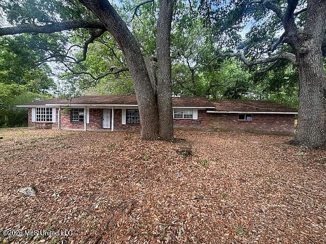 1st image of 501 Cheshire Dr