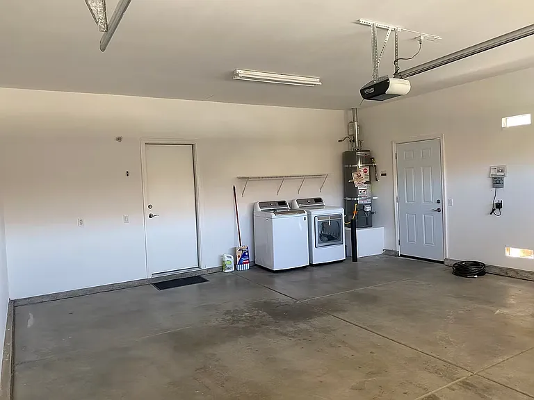 2480 Fountain Hill Loop — Photo 10