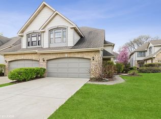 156 Benton Ln, Bloomingdale, IL