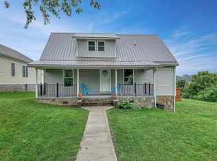 1811 3rd St, Radford, VA 24141