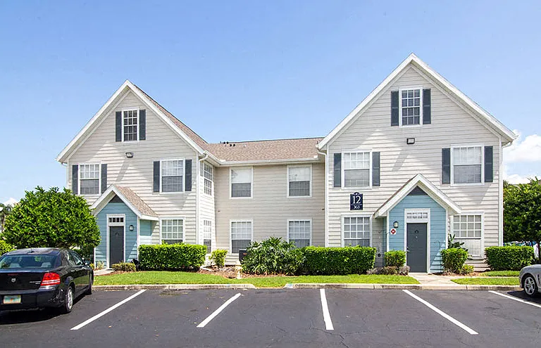 Windermere at Lakes Edge Apartments — Photo 16