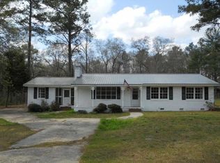 7885 N Old Wire Rd, Lumber Bridge, NC 28357