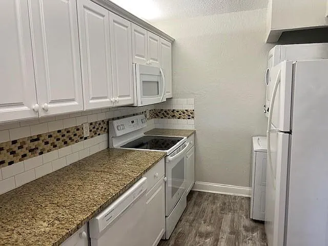 2588 Riverside Dr #2588 — Photo 5