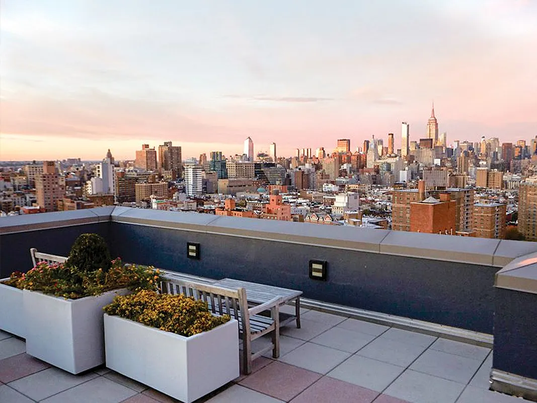122 Ludlow St New York NY | Zillow