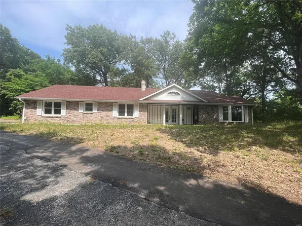 9134 County Road 422, Hannibal, MO 63401