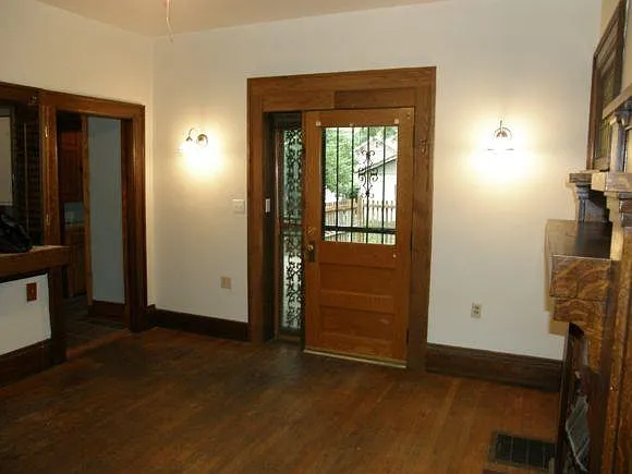 182 E Lane Ave — Photo 7