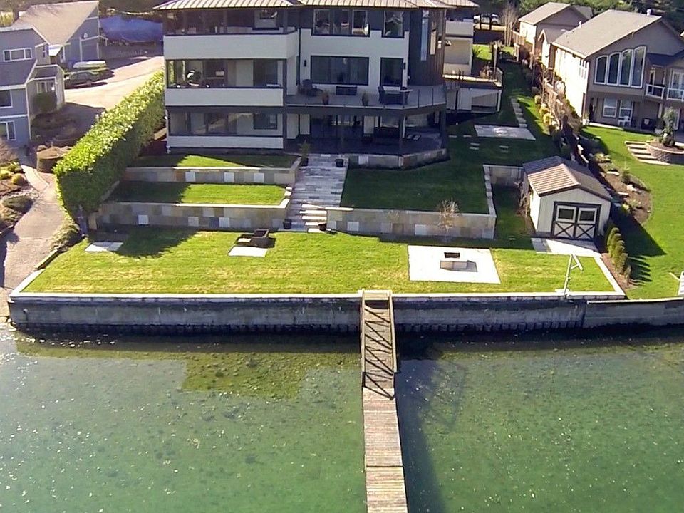 1st image of 265 3rd Fi Ave