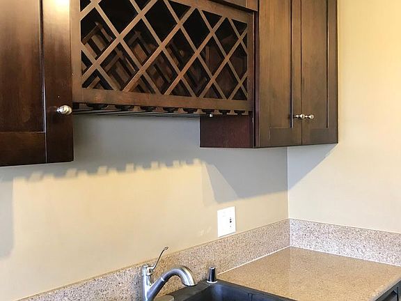 3rd image of 1639 Colby Ave APT 5