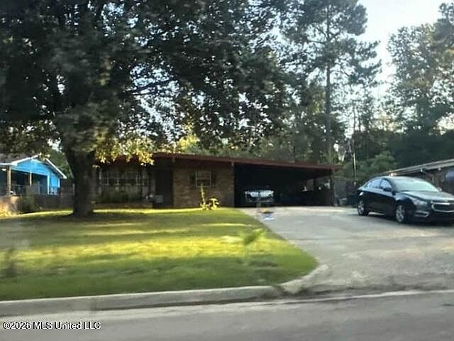 1st image of 846 Berwood Dr