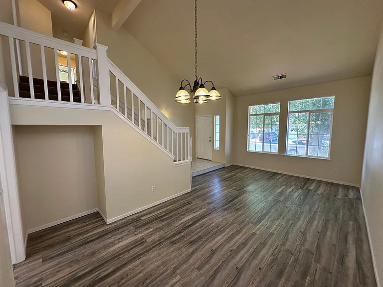 772 Glenpine Ct — Photo 5