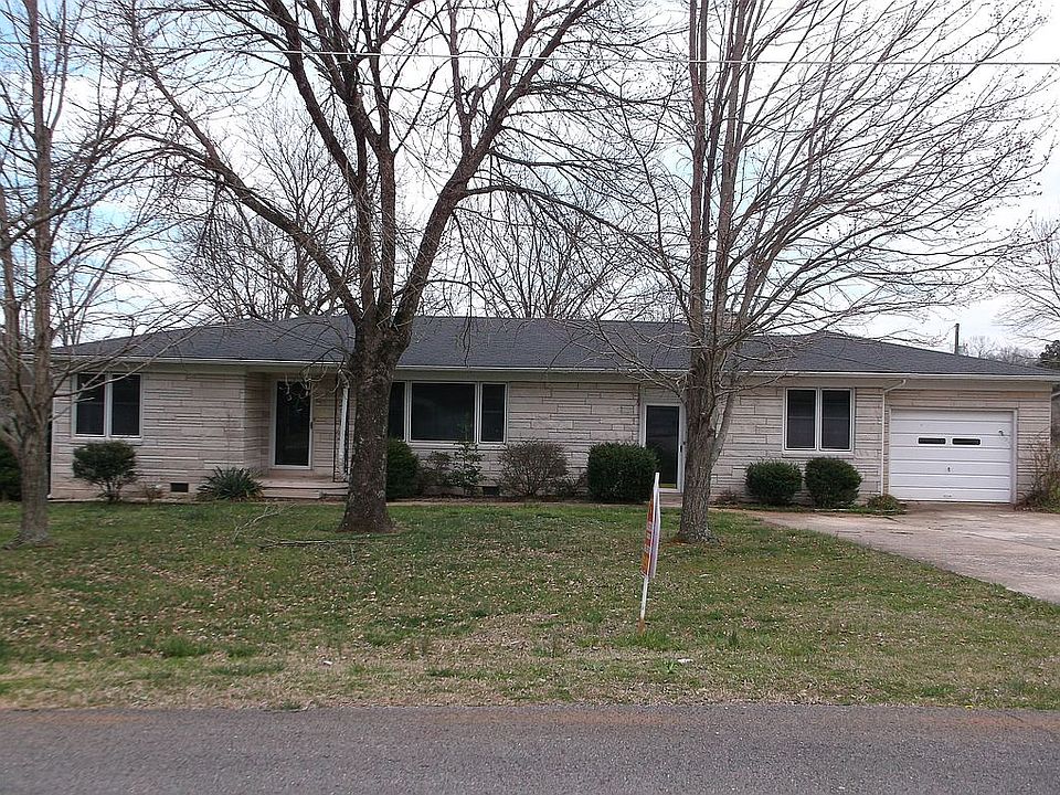 1st image of 86 Mulberry Ave