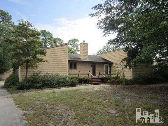 3rd image of 29 Jeb Stuart Dr