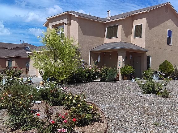 2nd image of 5804 Desert Peak Pl