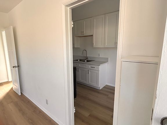 2nd image of 2215 20th St #1