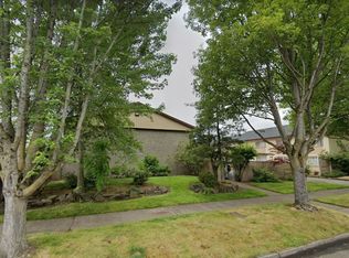 2 Bedroom 1 Bathroom Close to Owens Rose Garden!, Eugene, OR 97402