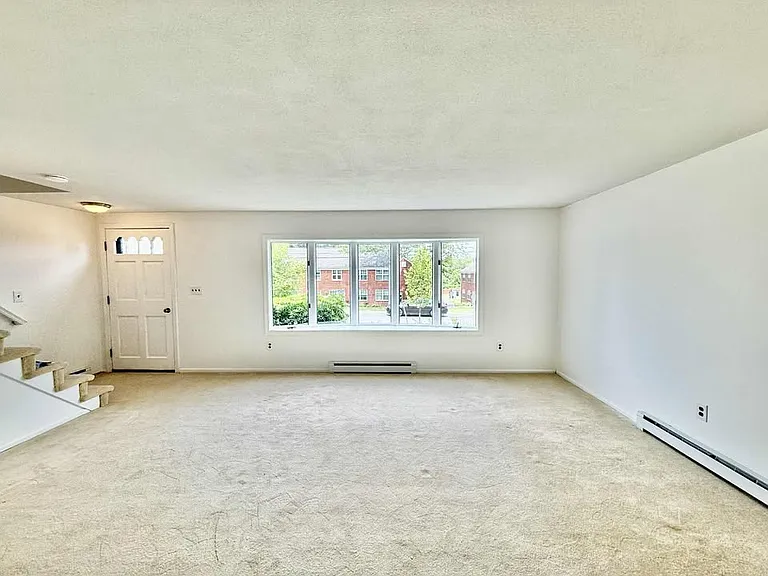76 Belmont St #74 — Photo 3
