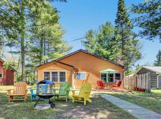 N11283 Nelson Rd, Athelstane, WI 54104