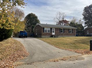 1054 Dan Dr, Lawrenceburg, KY 40342