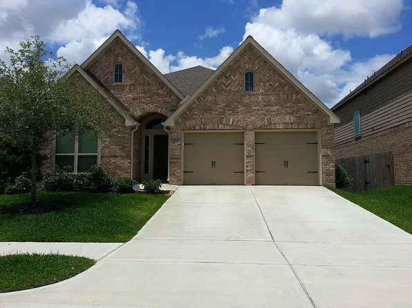 26226 Serenity Oaks Dr, Richmond, TX 77406