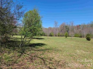 350 Chix A Lot Ln, Tryon, NC 28782