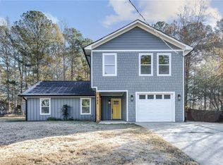 905 Tall Deer Dr, Fairburn, GA 30213