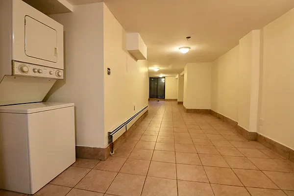 Rented by Compass | media 23