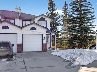 501 N Citadel Ter NW, Calgary, AB T3G 3X3