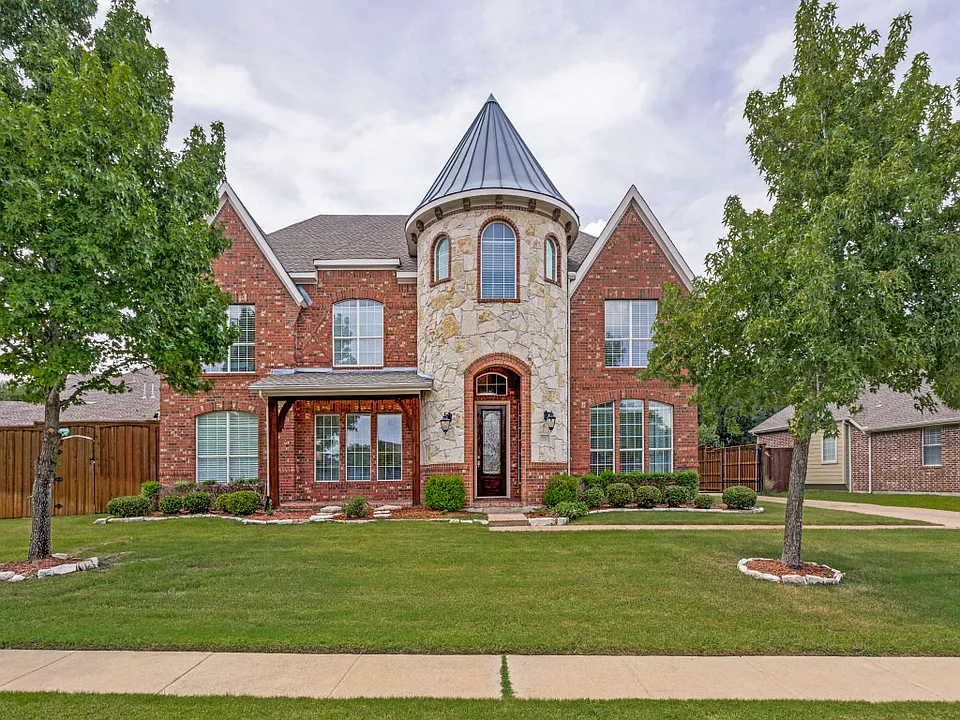 729 Driftwood Dr