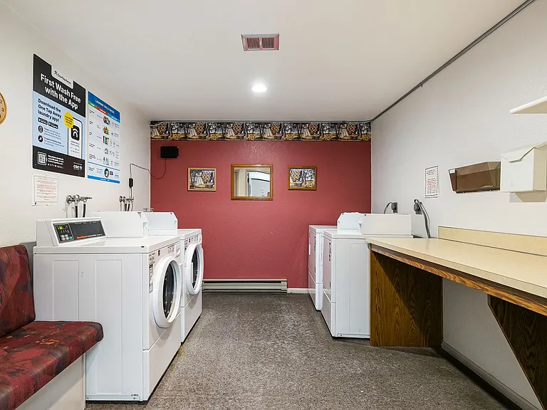 Heart of Downtown Lynden - Heritage Apartments — Photo 33
