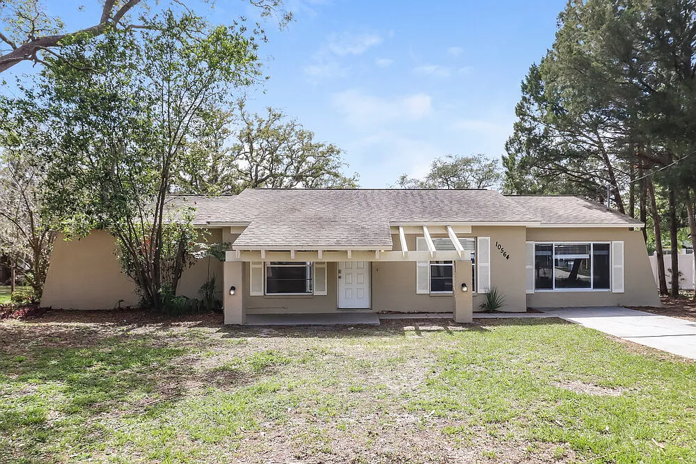 3 bed, 2.0 bath, 1459 sqft, $1,685 — Photo 1