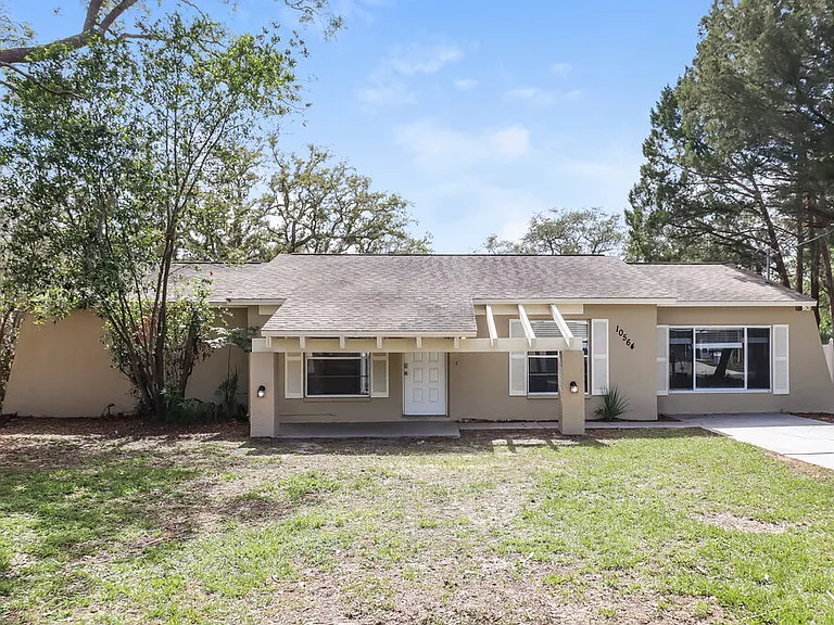 10564 Blythville Rd — Photo 1