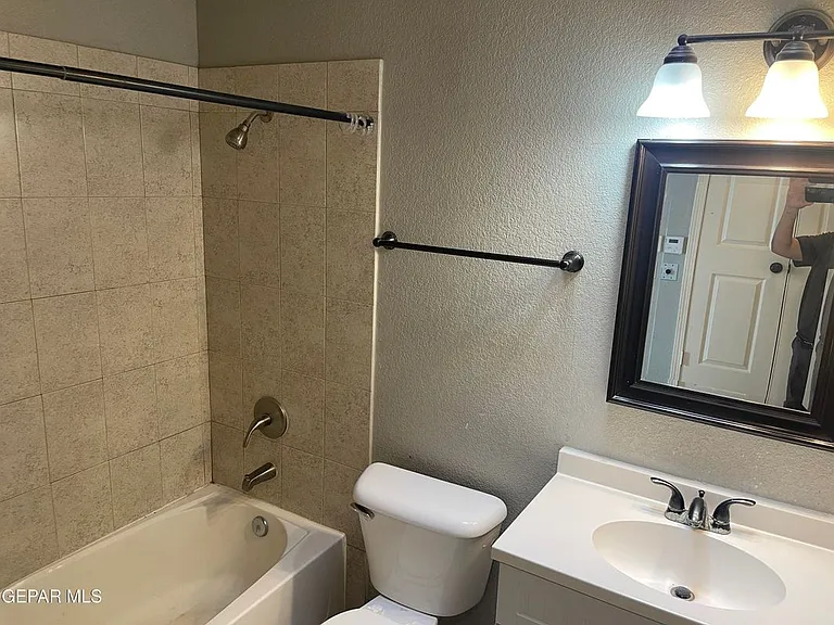 656 Orchid Dr — Photo 7