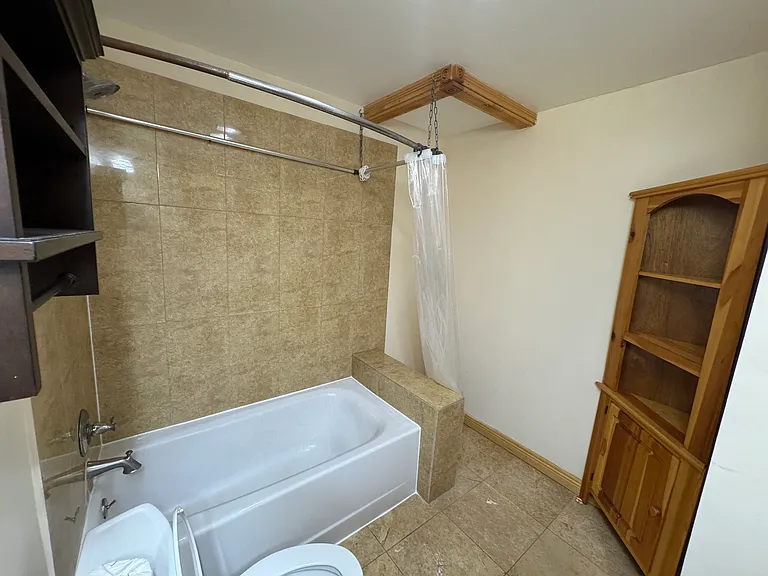 8K Twin Rivers Dr #8-K — Photo 11