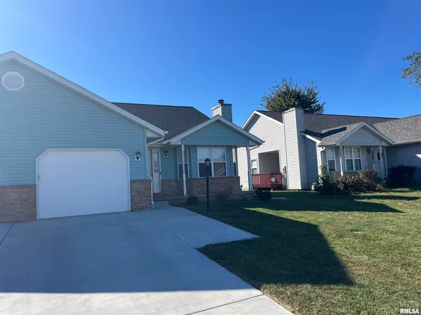 202 Eagle Ridge Dr, Chatham, IL 62629