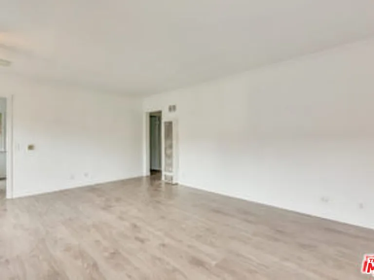 4177 Ince Blvd #1/2 — Photo 6