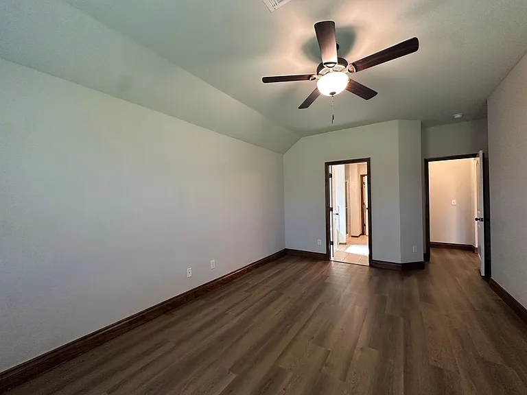 11008 SW 36th St — Photo 30