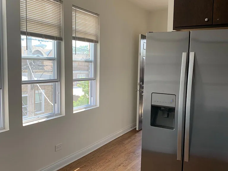 4941 W Medill Ave #2 — Photo 5
