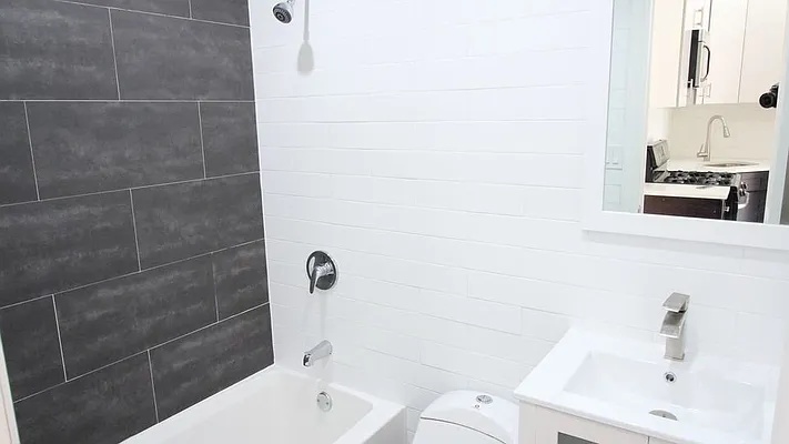 Rented by Nooklyn NYC LLC | media 13