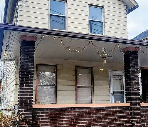 2nd image of 5944 Engel Ave #5944