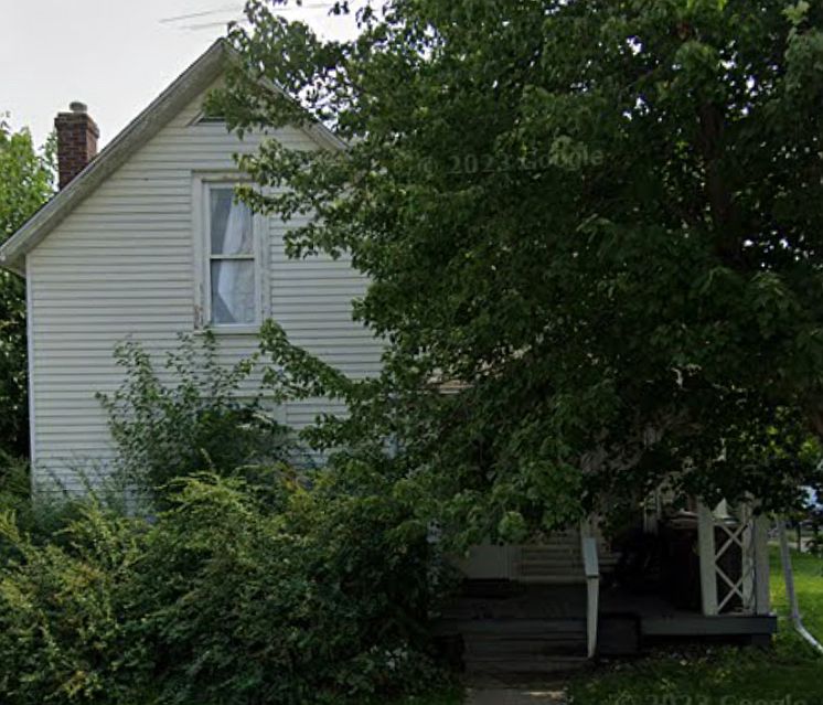 1st image of 303 N West Ave