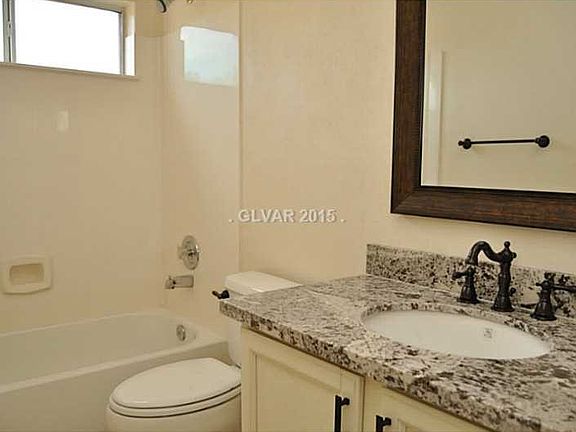 3rd image of 2048 Hobbyhorse Ave