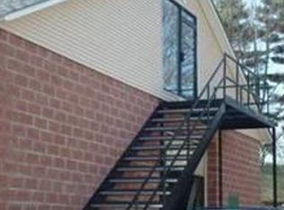 386 Southampton Rd, Westfield, MA 01085