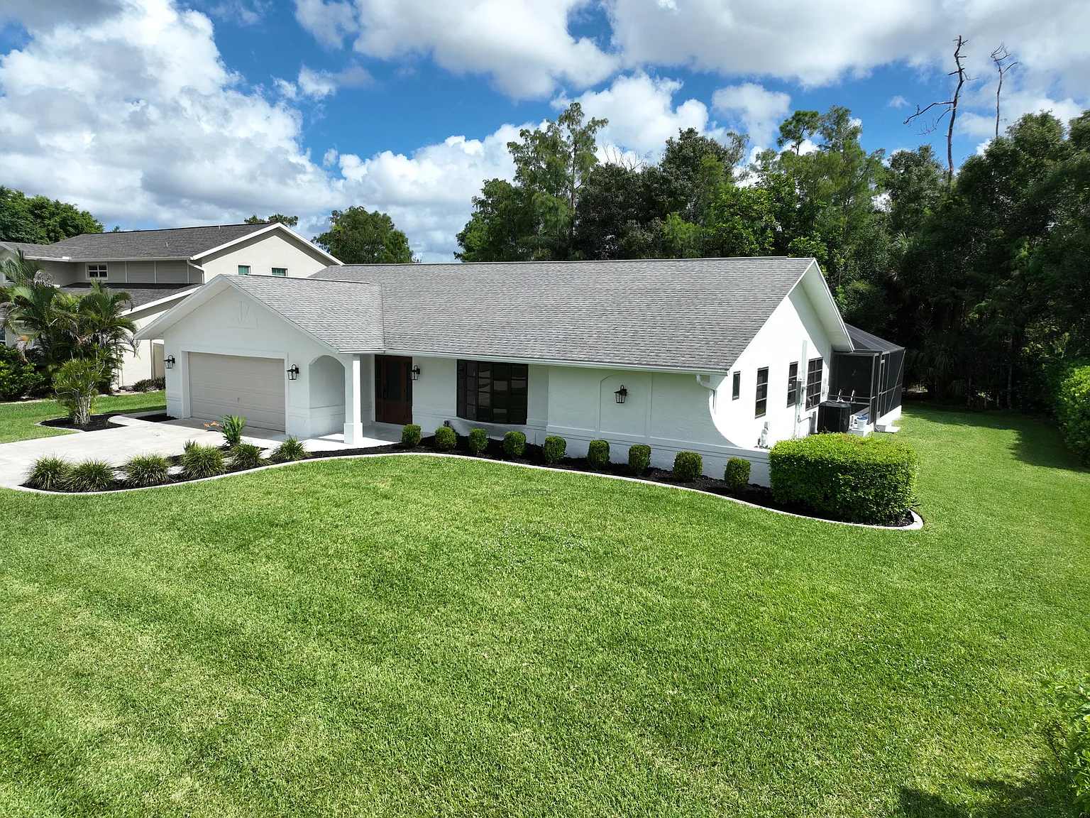 6686 Kestrel Cir — Photo 1