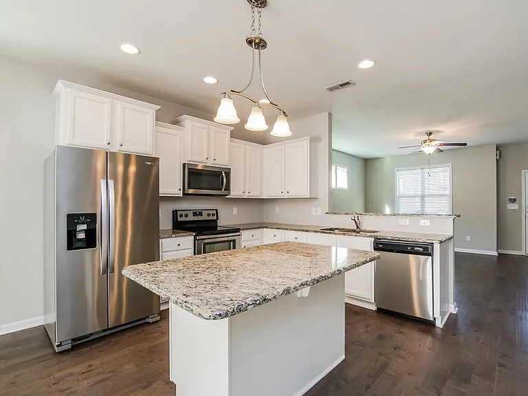 229 Lanier Pl — Photo 7