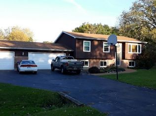37535 N Lake Crest St, Beach Park, IL