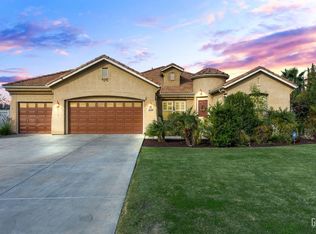 6608 Montagna Dr, Bakersfield, CA 93306