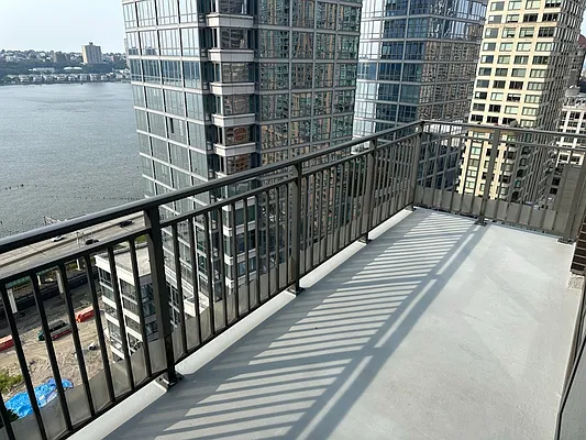 Rented by Windsor Property Management | media 44