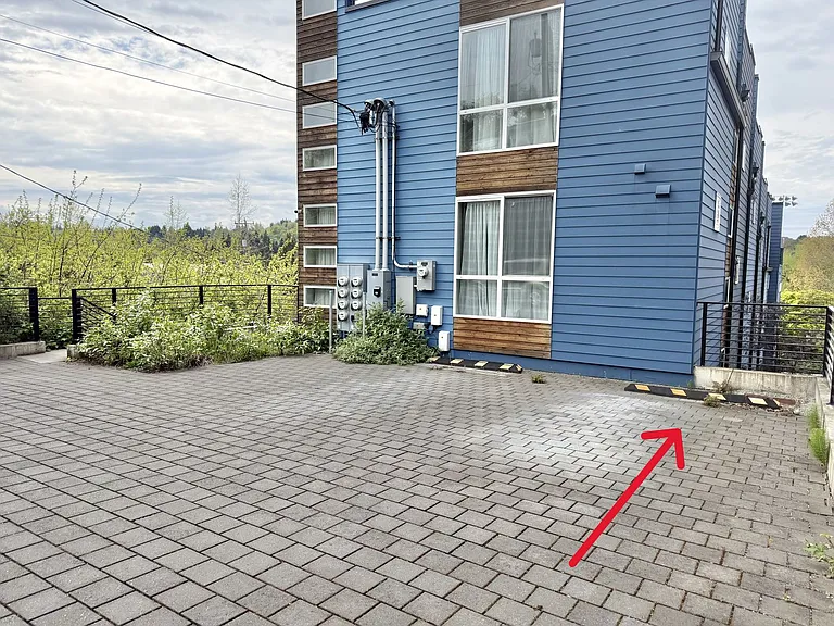 4526 Delridge Way SW #F — Photo 25