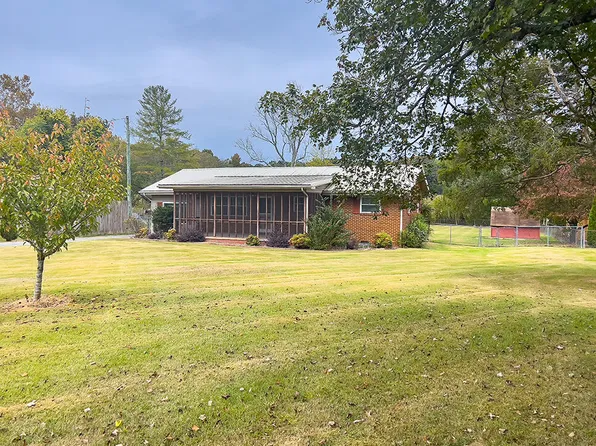 1079 Highway 39 E, Englewood, TN 37329