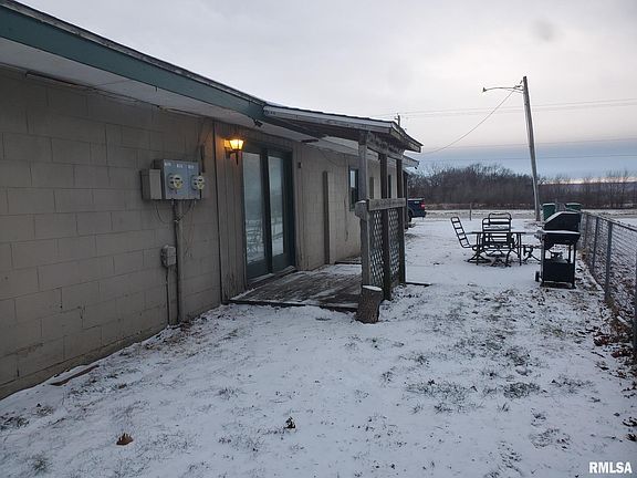 3rd image of 1512 Spring Bay Rd